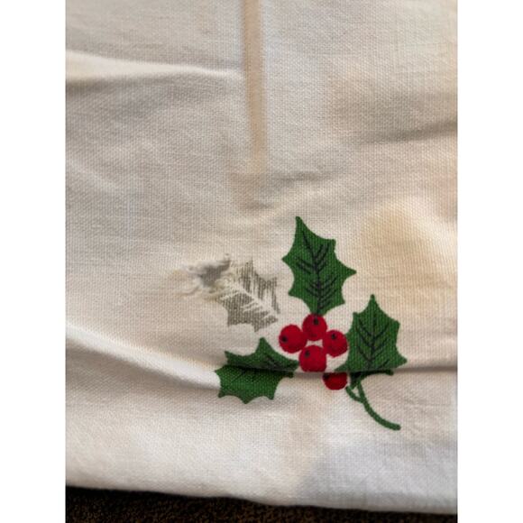 Vintage Linen Christmas Poinsettia Tablecloth 50” X 64” FLAWED - Picture 8 of 9